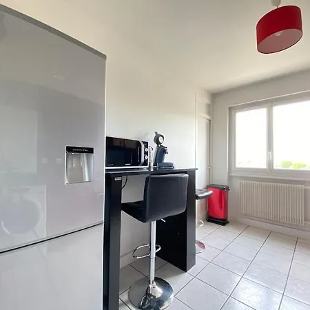 Grand T3 Avec Garage Confort - 5 Courbet Appartement *